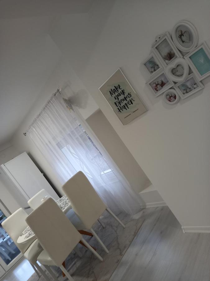Aine Apartman - Old Bridge โมสตาร์ ภายนอก รูปภาพ