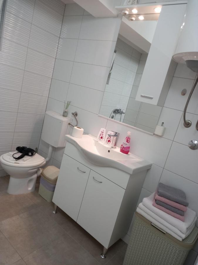 Aine Apartman - Old Bridge โมสตาร์ ภายนอก รูปภาพ