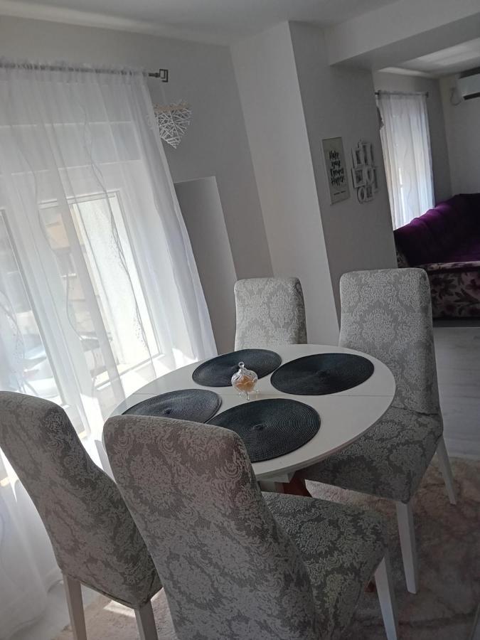 Aine Apartman - Old Bridge โมสตาร์ ภายนอก รูปภาพ